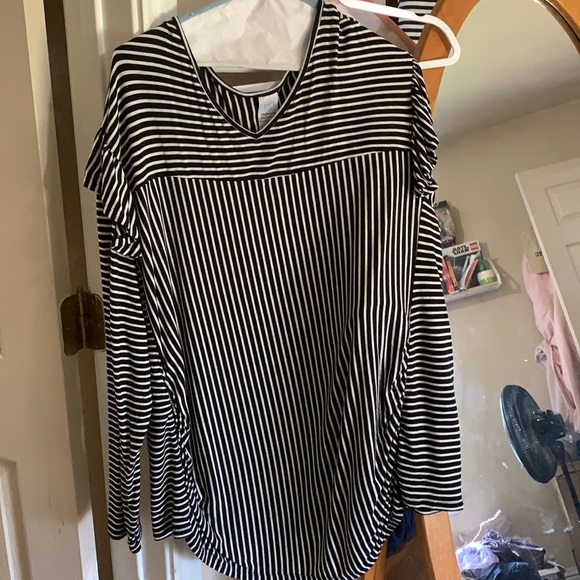 long sleeve stripped maternity shirt - Picture 1 of 4